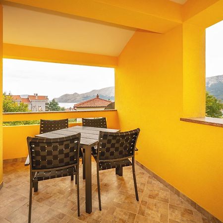 Apartments Dujmovic With Terrace Baška Esterno foto